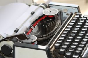 typewriter-1227409_1280
